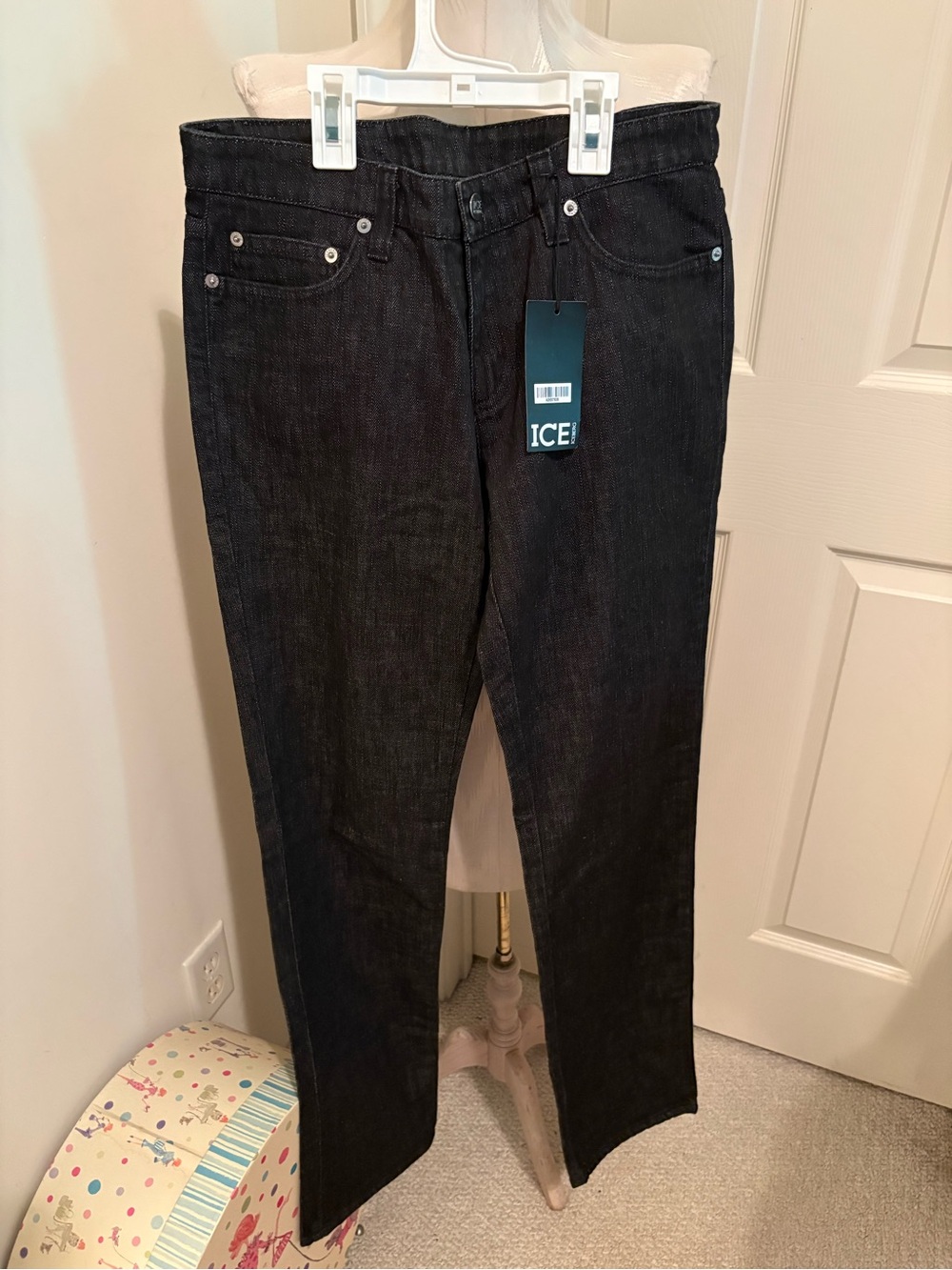 ICE Iceberg Black Women's Straight-Leg Jeans nwt $420 size 30